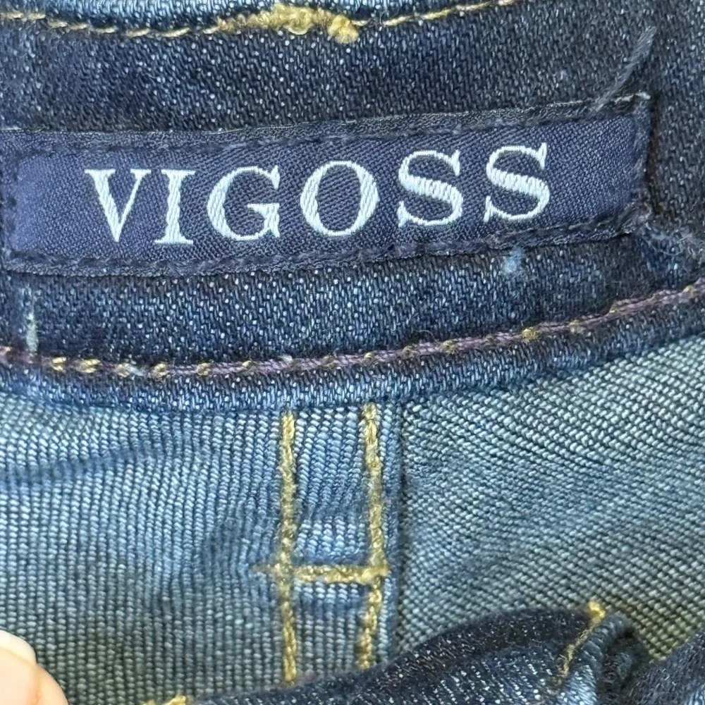 Vigoss | Thompson Tomboy Mid Rise Plus Size Denim Curve Hugging Straight Jeans